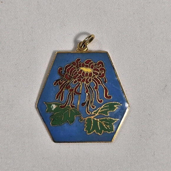 Vintage Gold Tone Blue Enamel Flower Pendant Charm - Picture 1 of 4